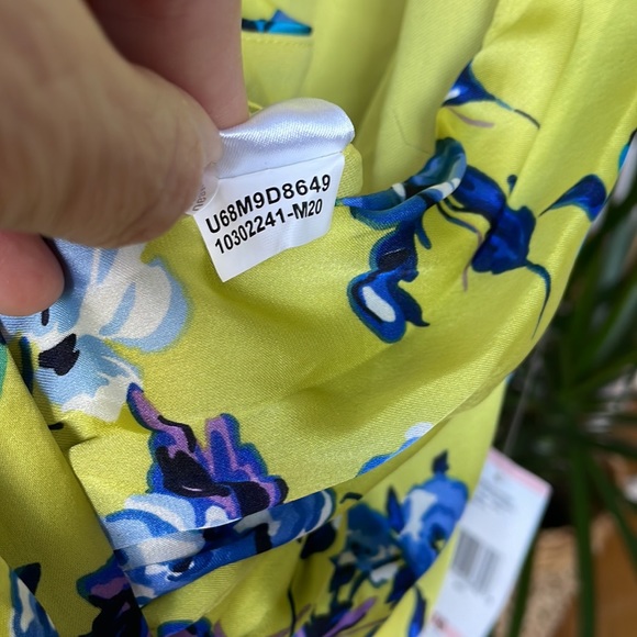 Evan-Picone Dress - Picture 8 of 10